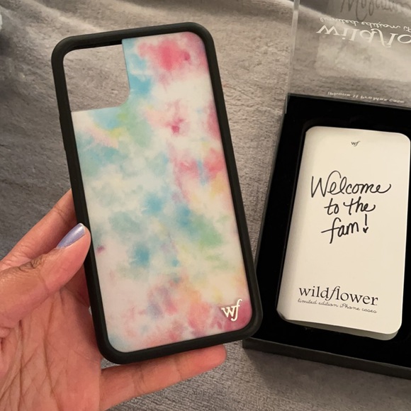 Wildflower iPhone 11 Pro Max Case - Picture 3 of 4
